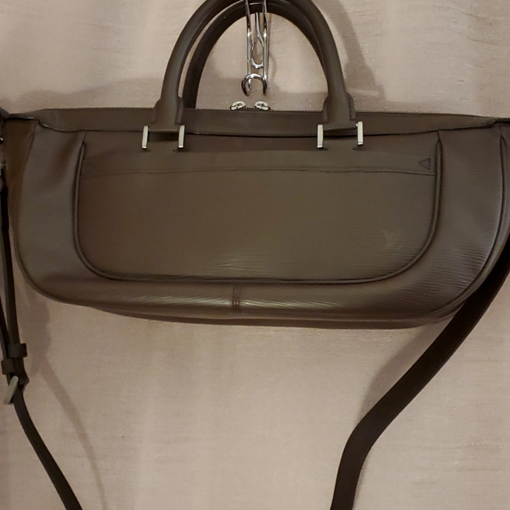 Louis Vuitton Epi handbag